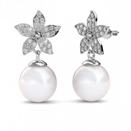 Her Jewellery Bloom Pearl Earrings embellished with Crystals from Swarovski